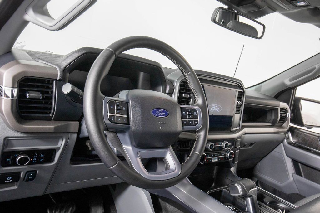 Used 2025 Ford F150 Lightning XLT image 14