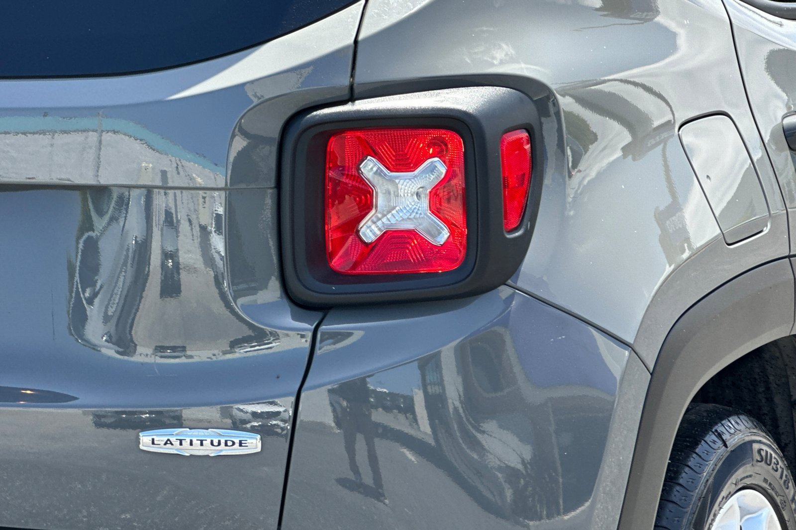 Used 2021 Jeep Renegade Latitude w/ Convenience Group image 25