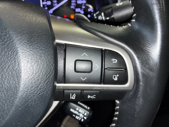 Used 2017 Lexus GS 200t w/ Preferred Accessory Package RWD image 20