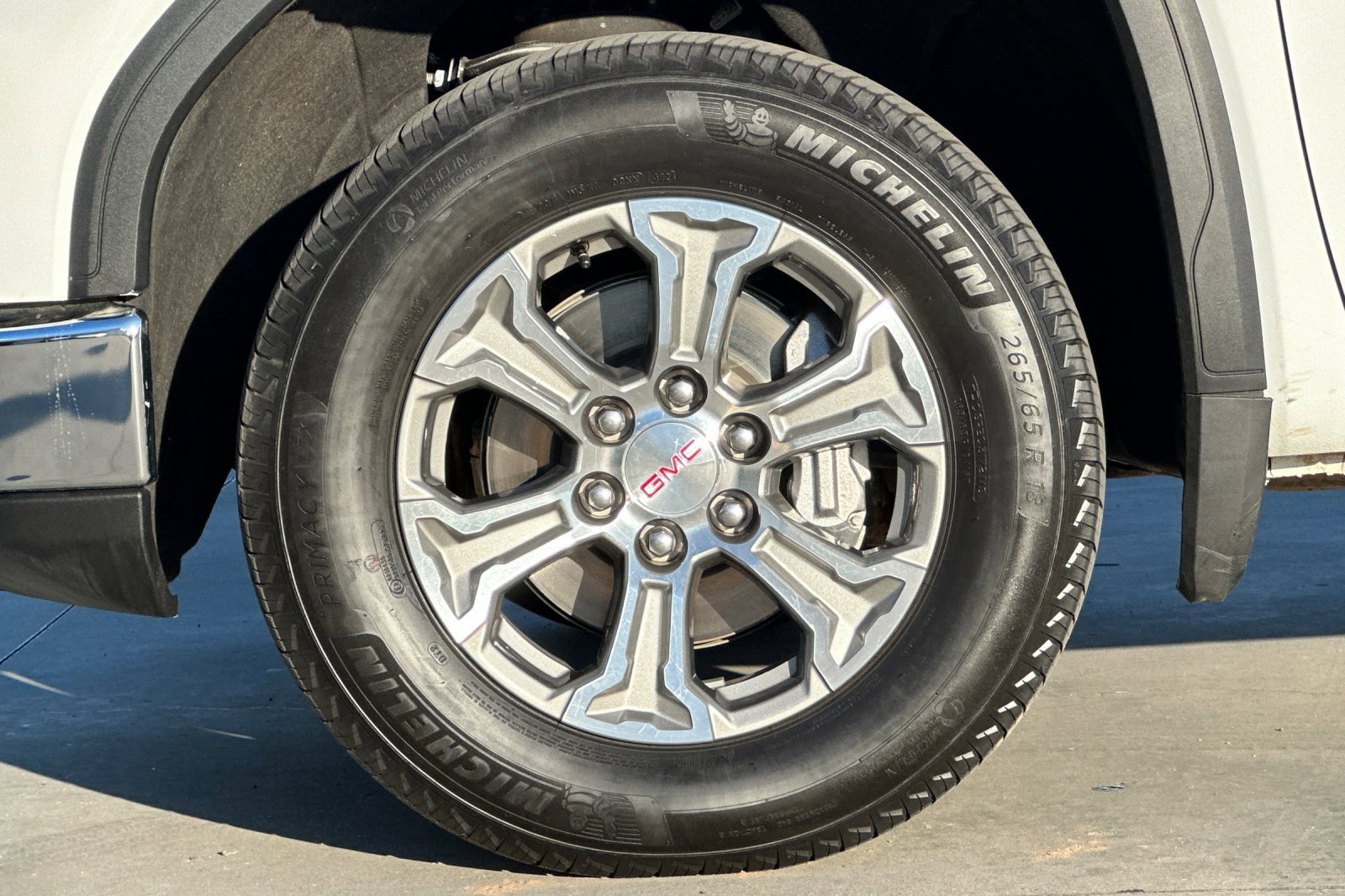 Used 2025 GMC Sierra 1500 SLT image 24