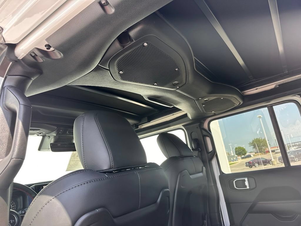 New 2026 Jeep Wrangler Unlimited Rubicon 392 w/ Quick Order Package 27X Moab AWD/4WD image 18