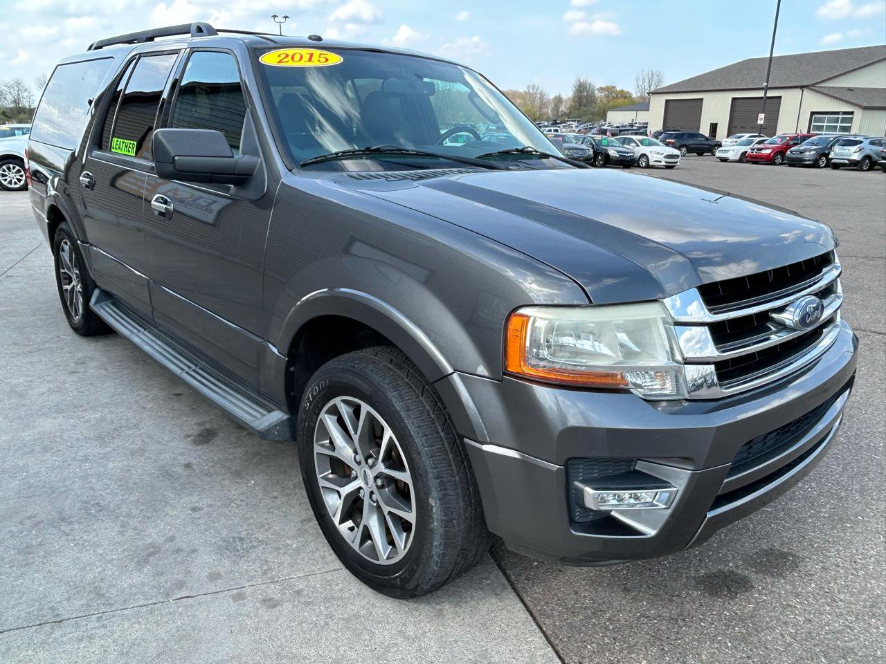 Used 2015 Ford Expedition EL XLT w/ Equipment Group 202A RWD image 3