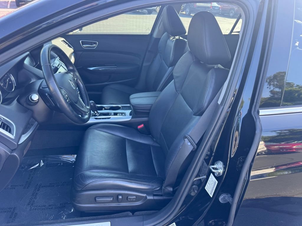 Used 2018 Acura TLX w/ Technology Package FWD image 16