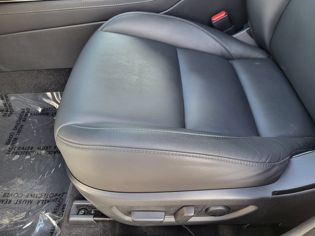 Used 2025 MAZDA CX-30 AWD 2.5 S w/ Preferred Package image 15