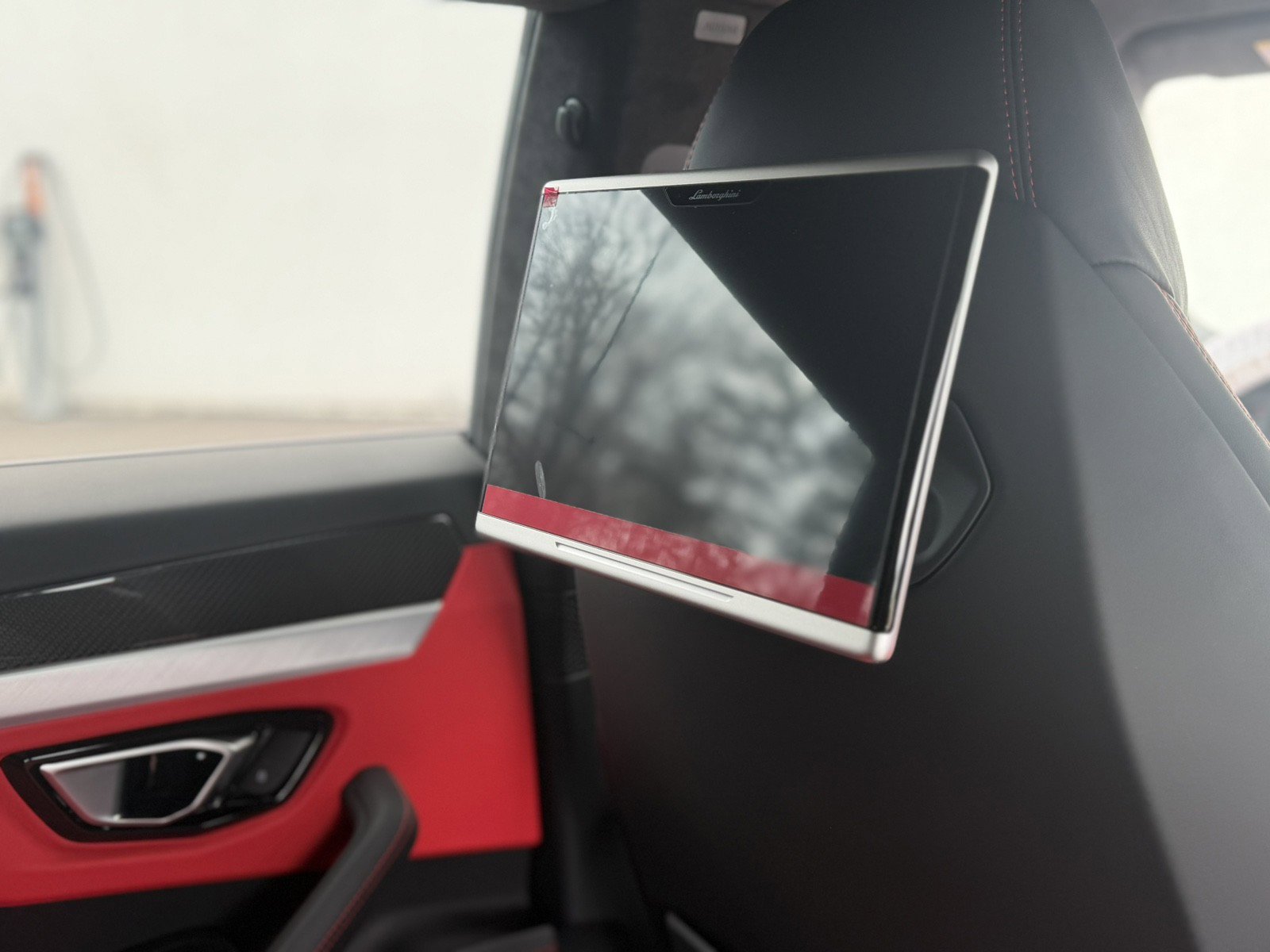 Used 2020 Lamborghini Urus image 14