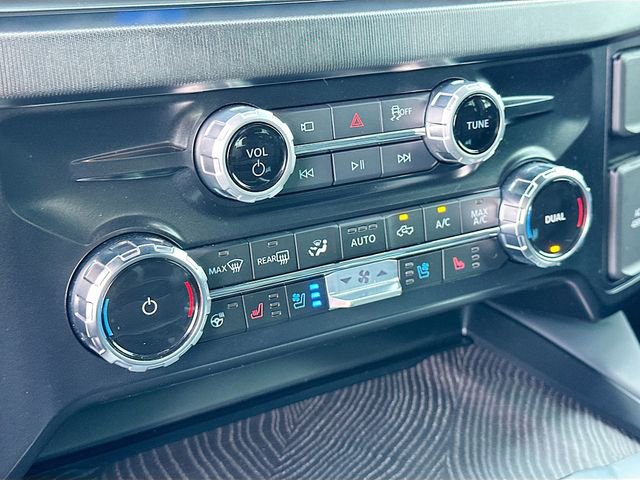 Used 2025 Ford F350 Platinum image 16