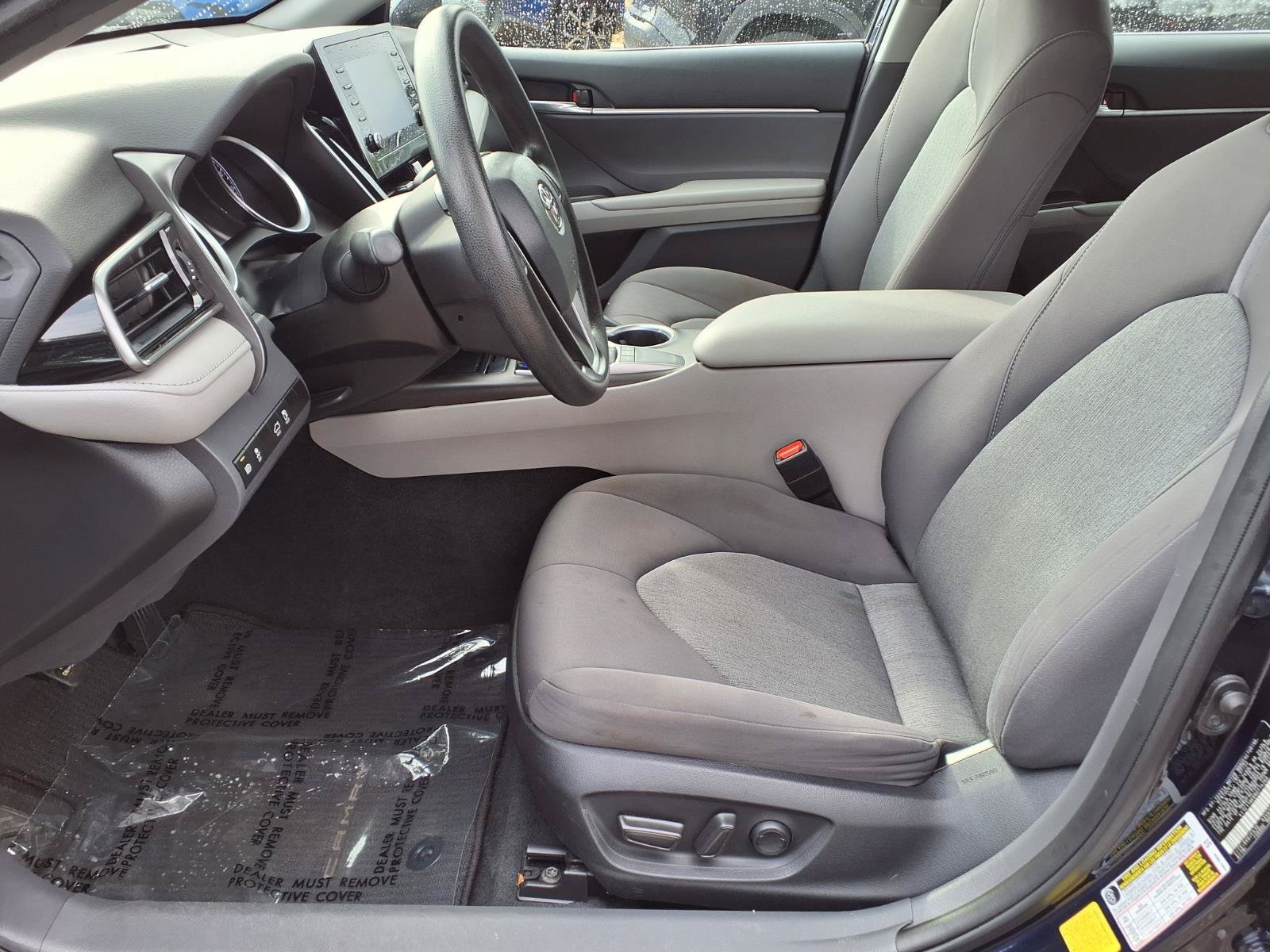 Used 2022 Toyota Camry LE FWD image 16
