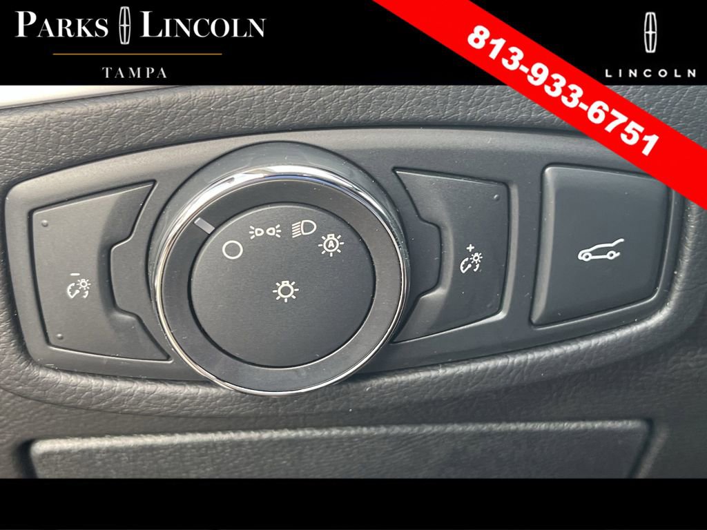 Used 2015 Ford Edge Titanium w/ Equipment Group 302A FWD image 32