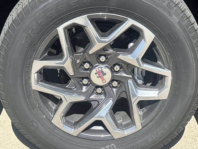 New 2026 GMC Sierra 1500 SLE w/ Preferred Package RWD image 10