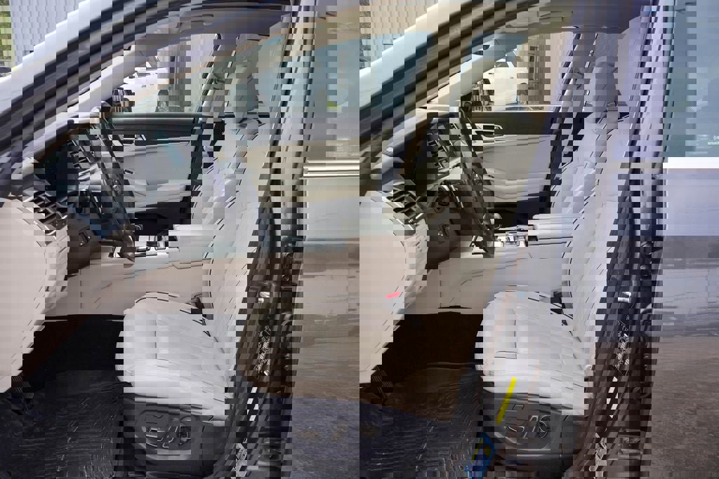 Used 2019 Genesis G80 3.8 w/ Ultimate Package 03 image 7