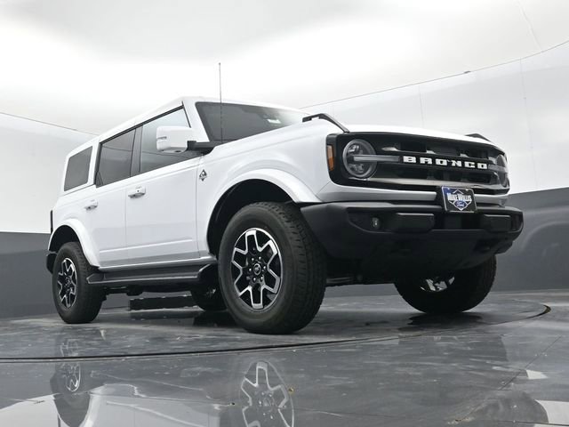 New 2025 Ford Bronco Outer Banks image 17
