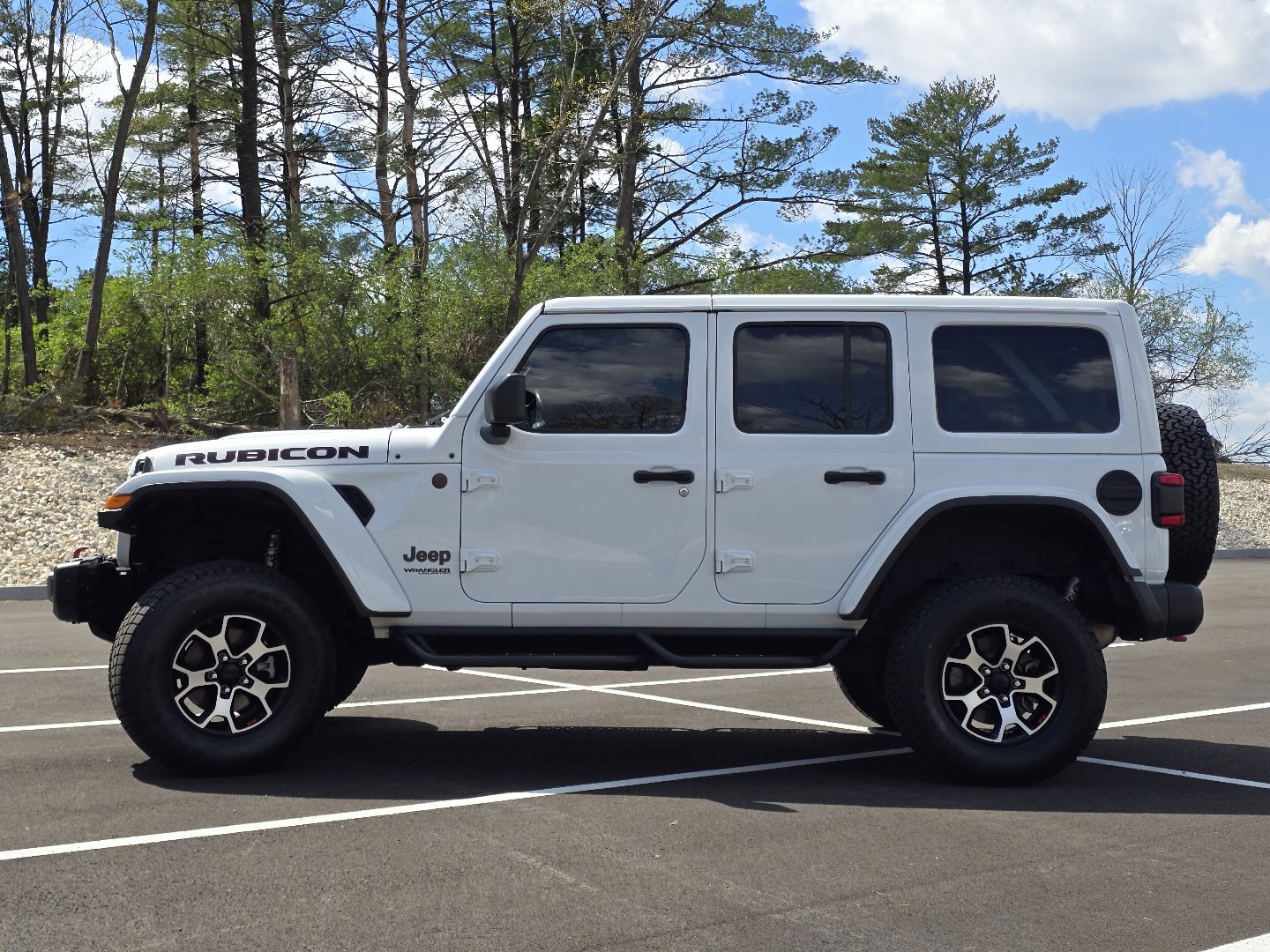 Used 2019 Jeep Wrangler Unlimited Rubicon w/ Steel Bumper Group AWD/4WD image 21