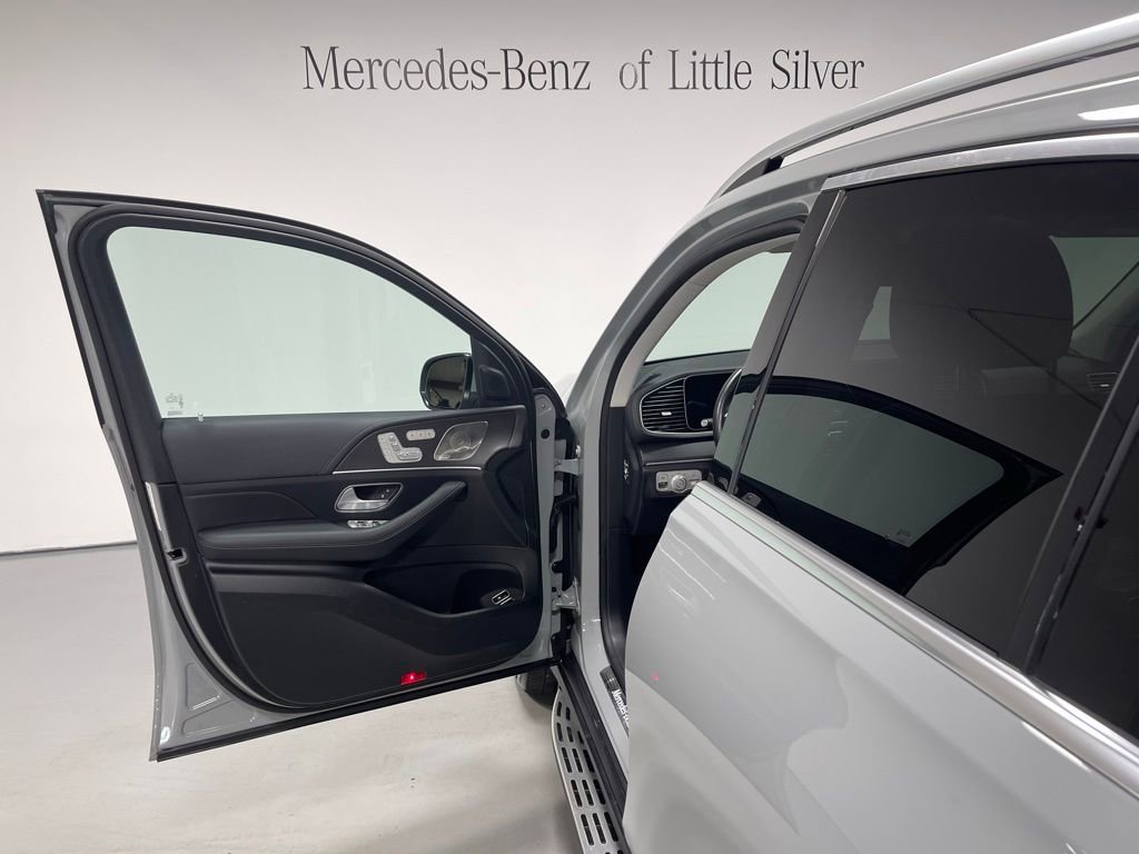 Certified 2024 Mercedes-Benz GLE 450e 4MATIC image 17
