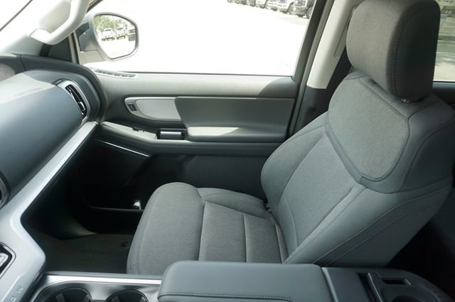 New 2027 Ford Expedition Active RWD image 37