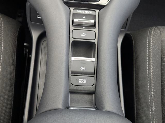 Used 2025 Honda HR-V LX image 23