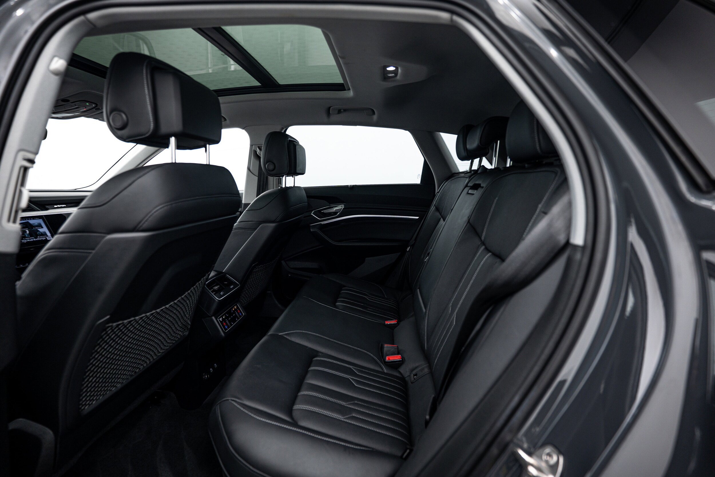 Certified 2024 Audi Q8 e-tron Prestige w/ Prestige Package image 19