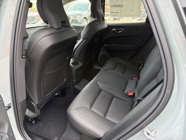 New 2025 Volvo XC60 T8 Plus w/ Protection Package Premier AWD/4WD image 7