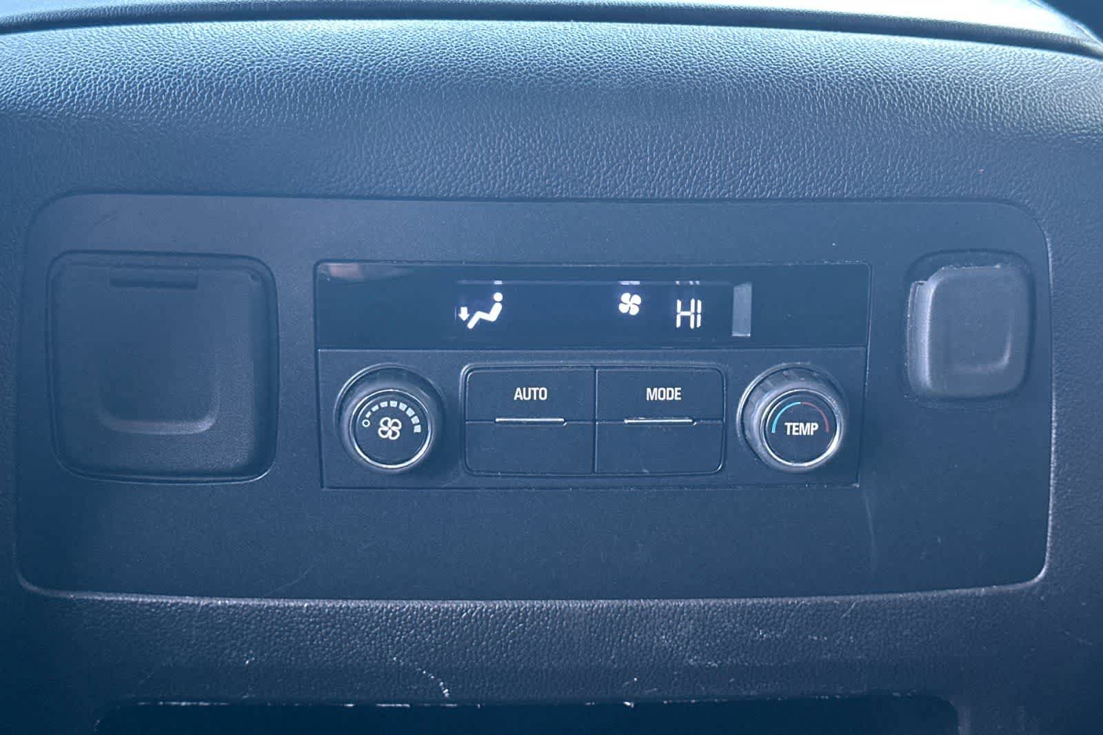 Used 2020 Chevrolet Tahoe LT image 15