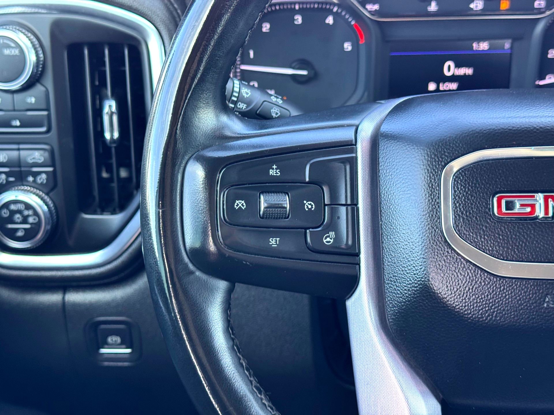 Used 2023 GMC Sierra 2500 SLE w/ SLE Convenience Package image 23