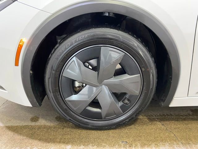 Used 2023 Toyota Prius LE image 22