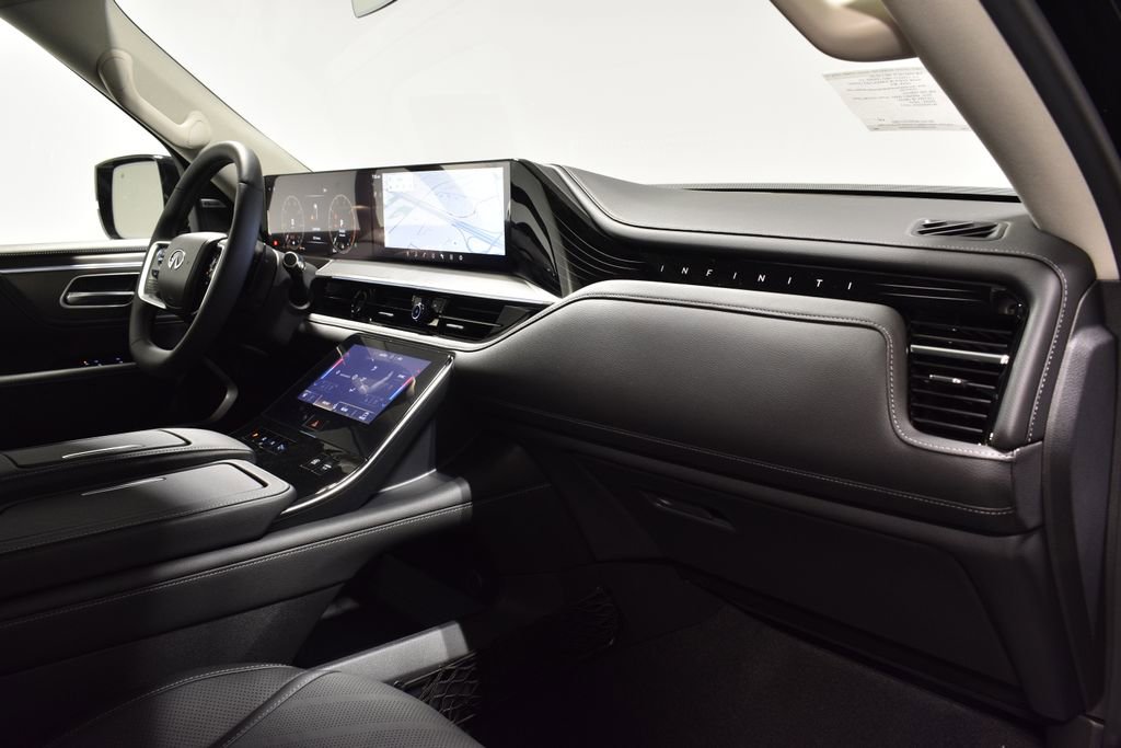 New 2026 INFINITI QX80 Luxe w/ Exterior Package image 16