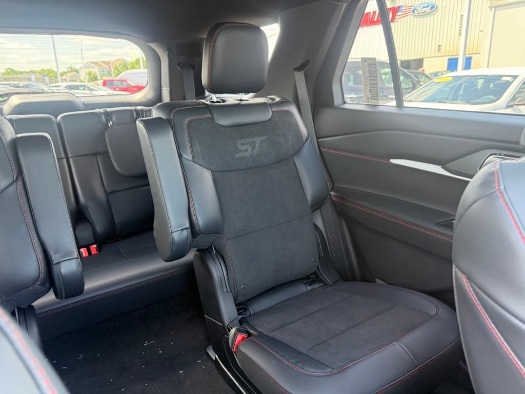New 2026 Ford Explorer ST w/ Sun And Sound Package AWD/4WD image 60