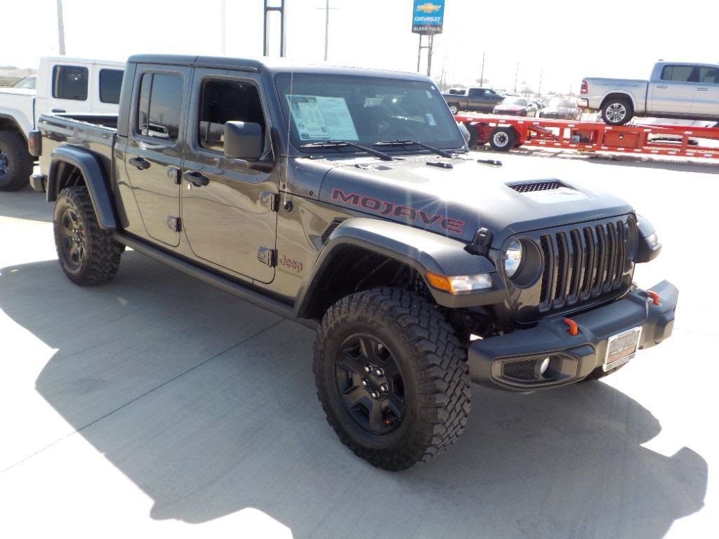 Used 2023 Jeep Gladiator Mojave image 2