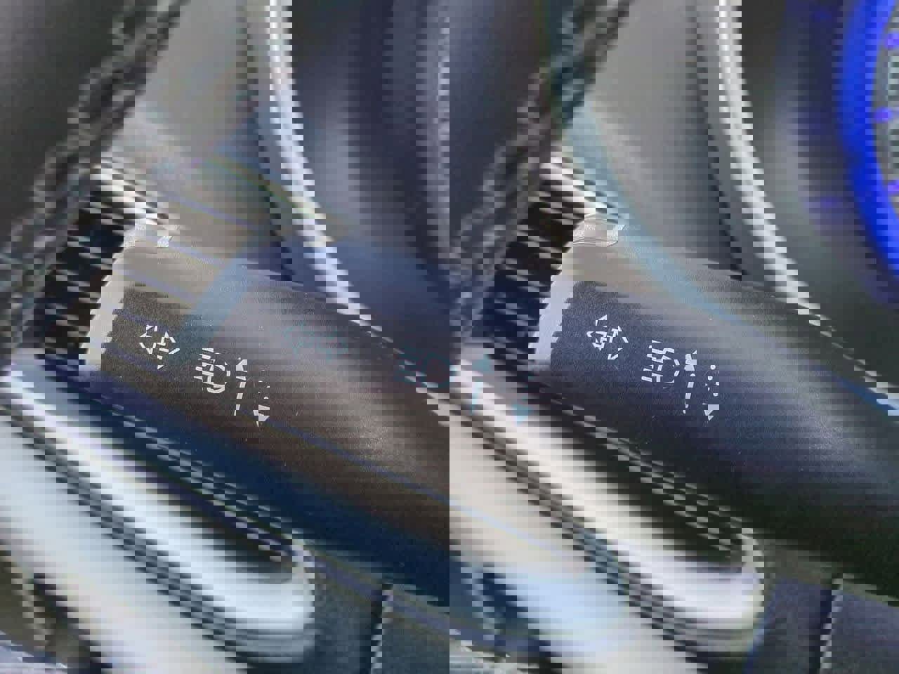 Used 2024 Chrysler Pacifica Touring-L image 19