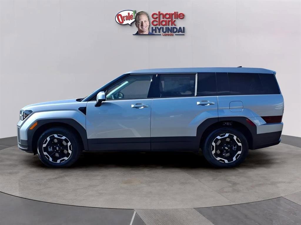 New 2026 Hyundai Santa Fe SE image 2