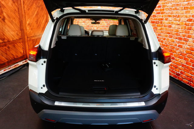 Certified 2023 Nissan Rogue SV w/ SV Premium B Package AWD/4WD image 39