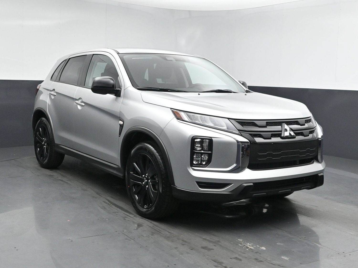 New 2026 Mitsubishi Outlander Sport LE AWD/4WD image 2