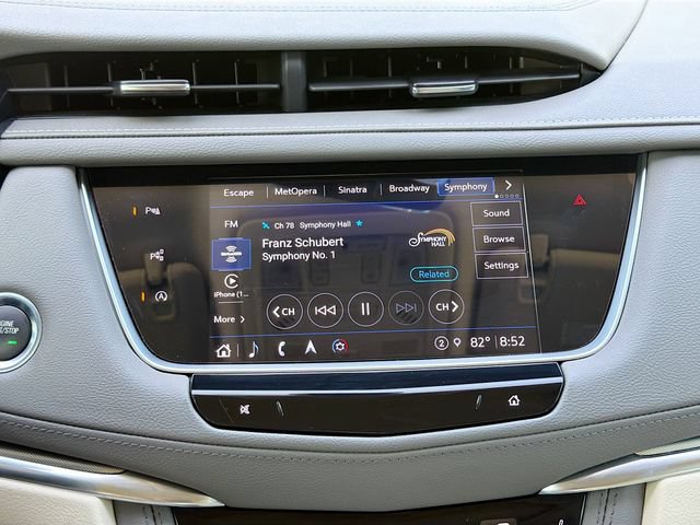 Used 2022 Cadillac XT5 Premium Luxury w/ Technology Package AWD/4WD image 31