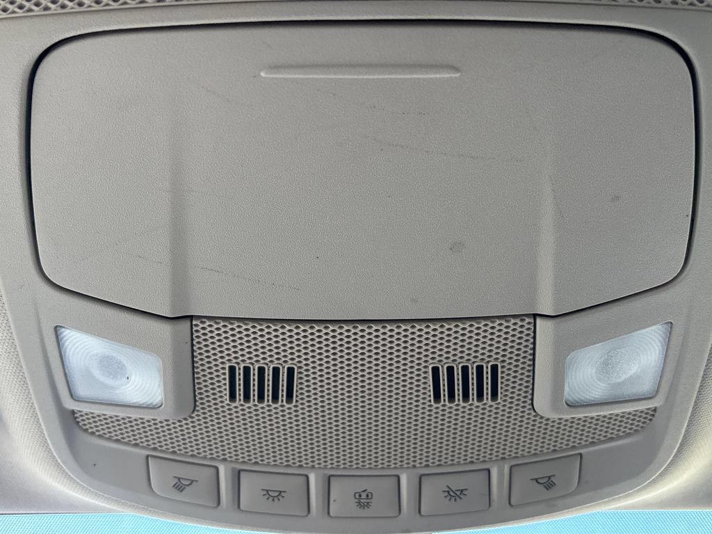 Certified 2019 Ford Fusion SE w/ Equipment Group 151A FWD image 27