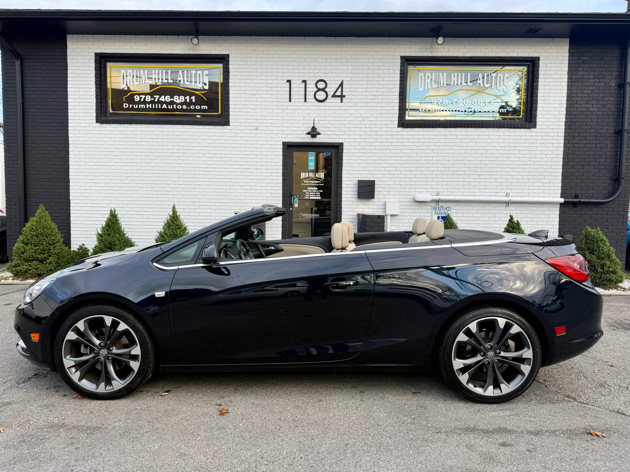 Used 2018 Buick Cascada Premium image 35