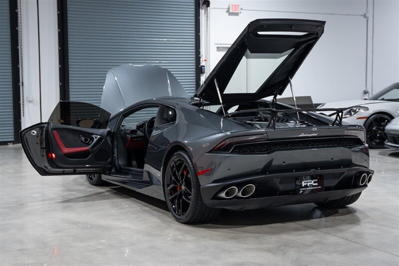 Used 2015 Lamborghini Huracan LP 610-4 AWD/4WD image 32