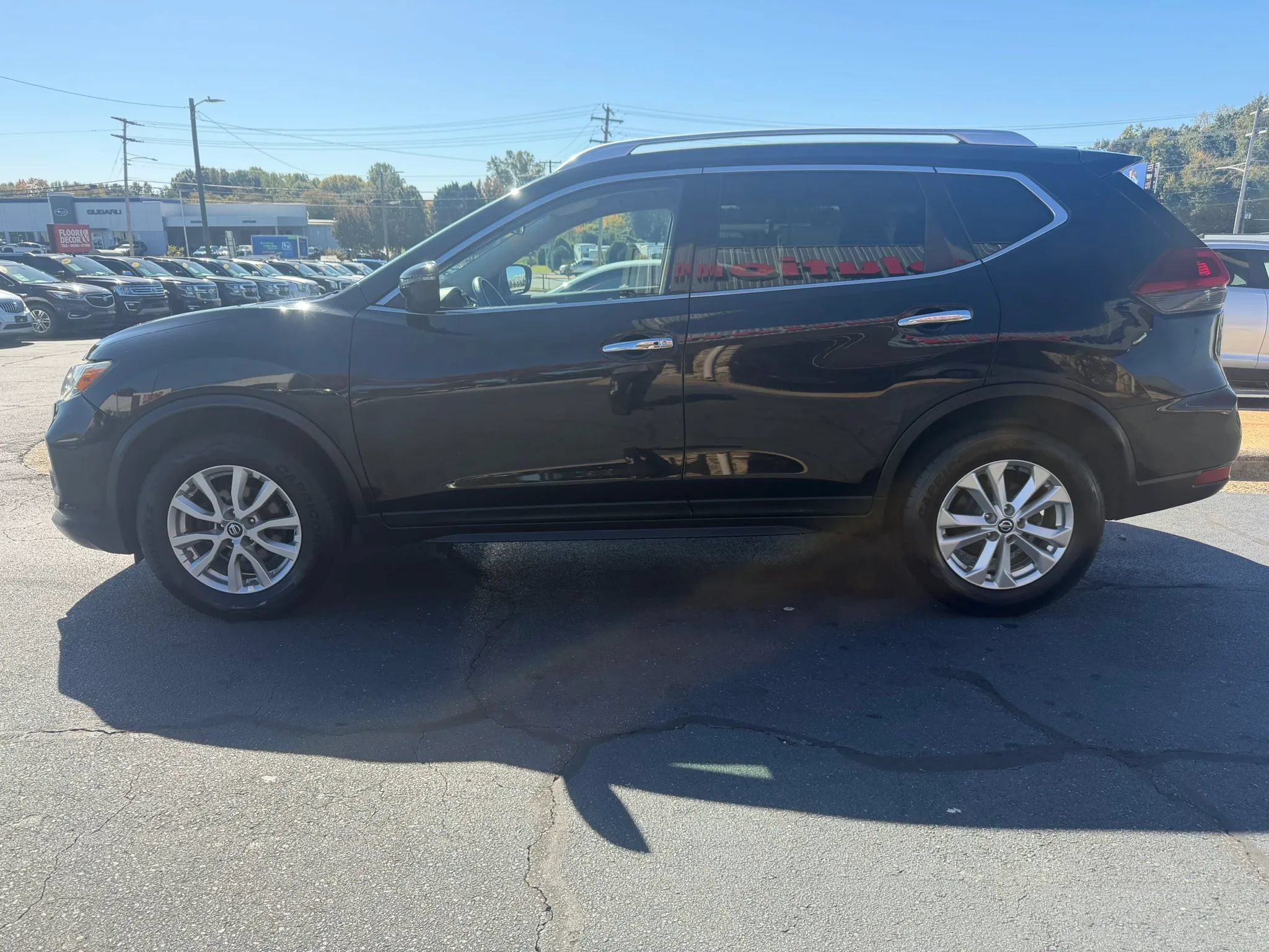 Used 2020 Nissan Rogue SV AWD/4WD image 4