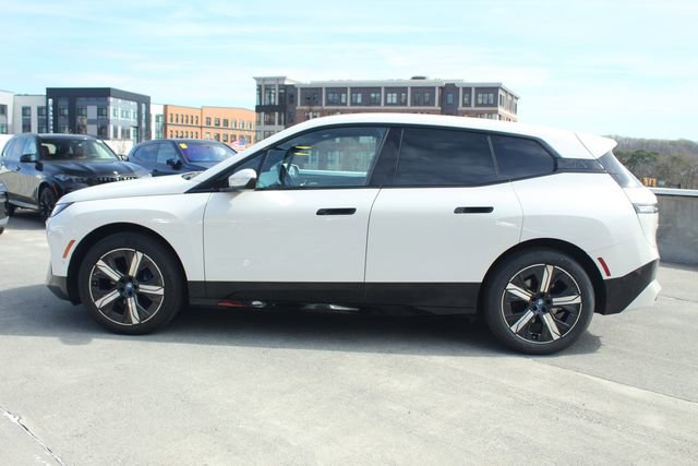 Certified 2023 BMW iX xDrive50 w/ Sport Package image 4