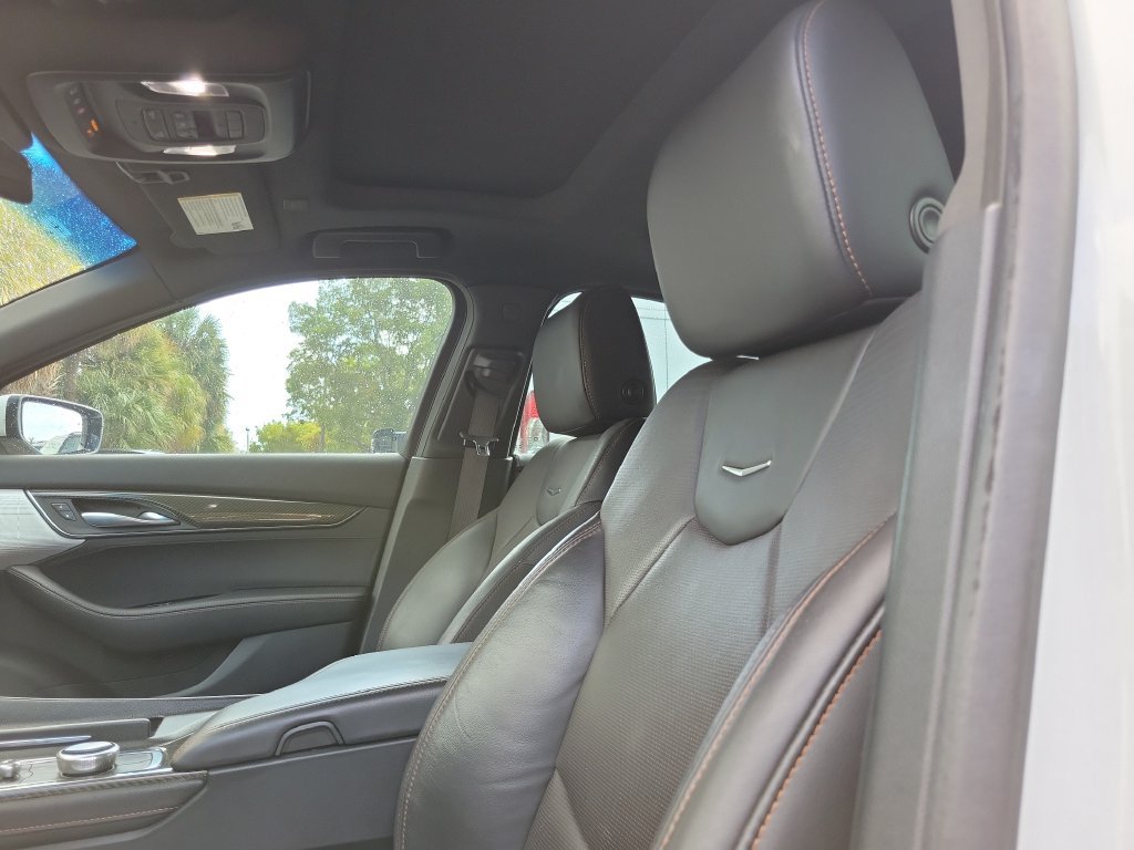 Used 2020 Cadillac CT5 V w/ Premium Package RWD image 30