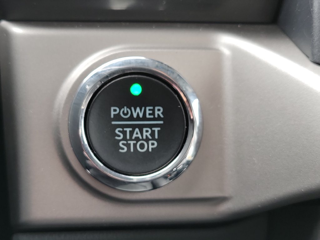 Used 2023 Ford F150 Lightning Pro AWD/4WD image 17