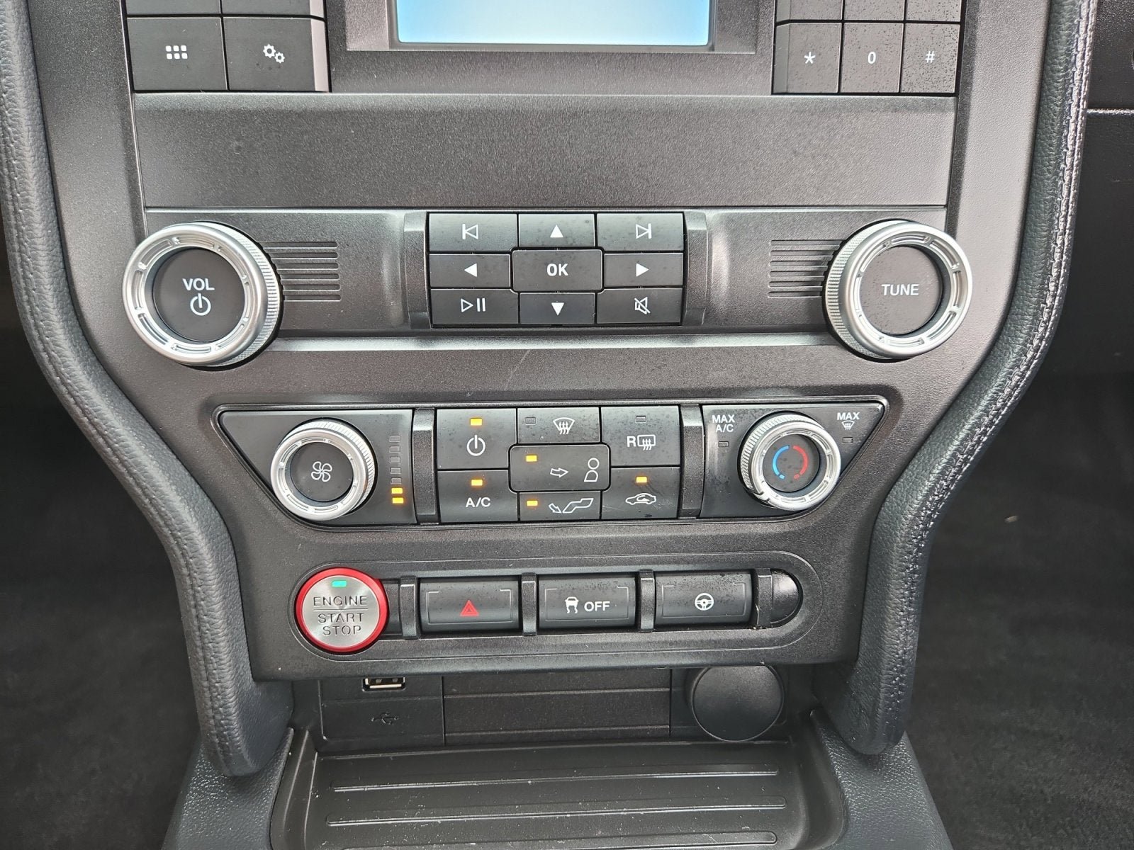 Used 2023 Ford Mustang Coupe RWD image 19