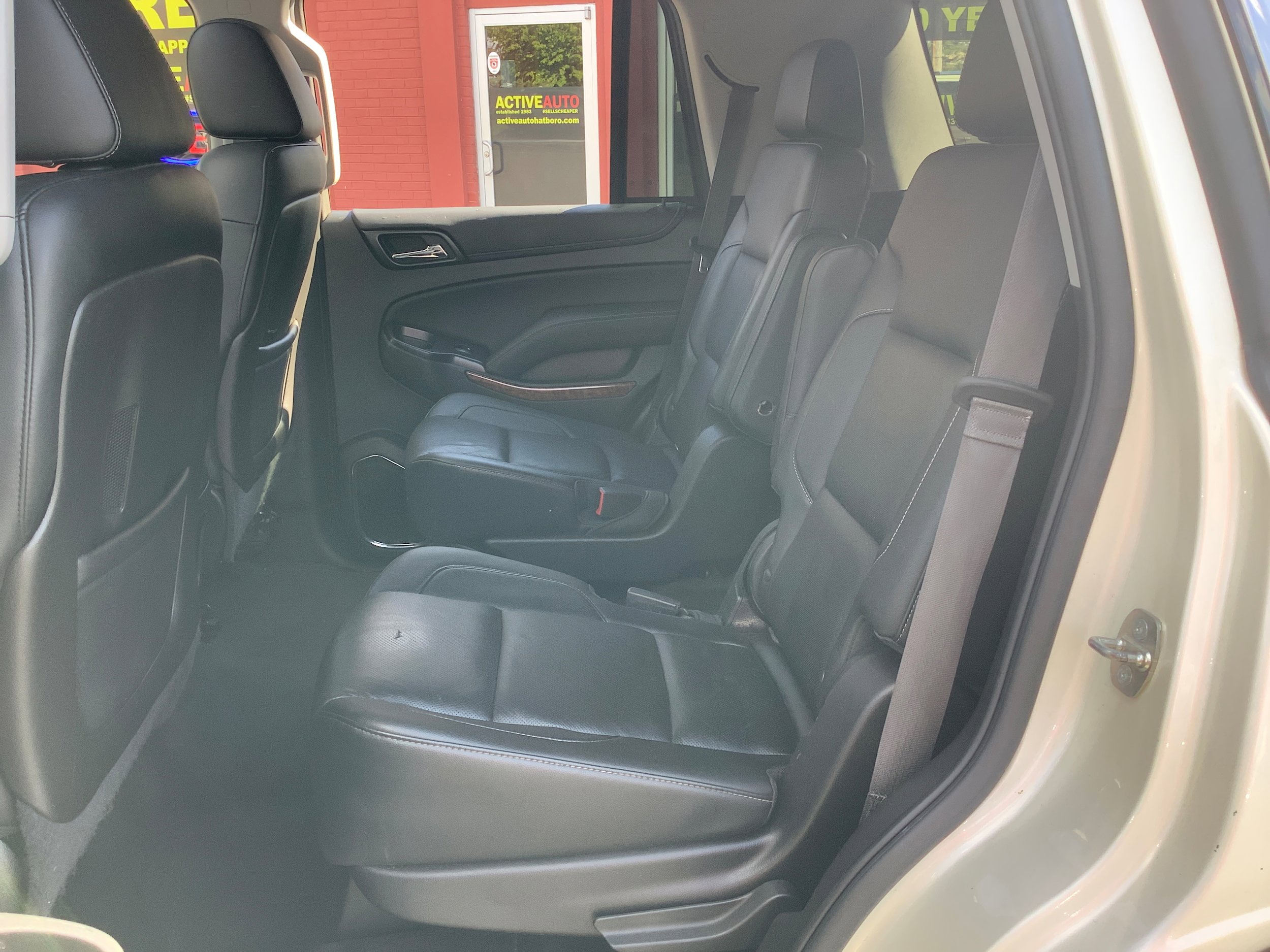 Used 2015 Chevrolet Tahoe LTZ AWD/4WD image 12