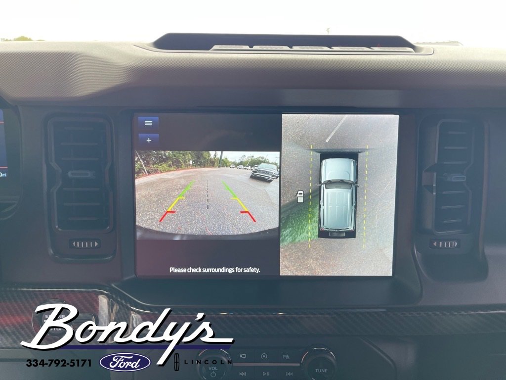 Used 2022 Ford Bronco Wildtrak image 8