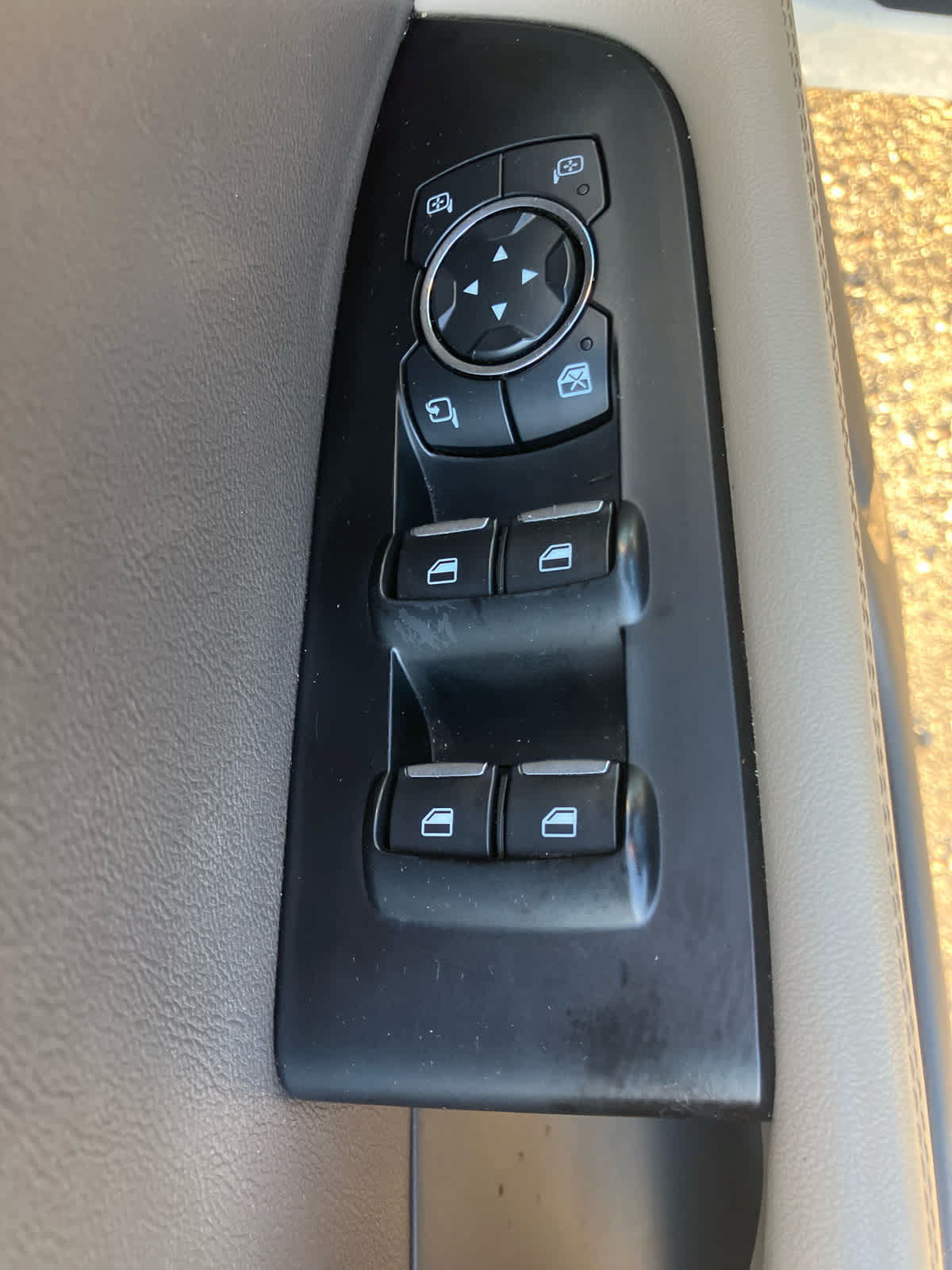 Used 2022 Lincoln Nautilus AWD w/ Premium Package image 14