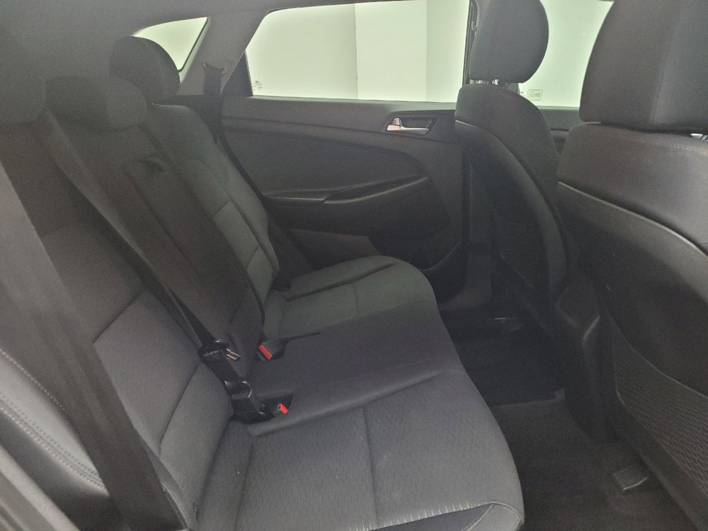 Used 2019 Hyundai Tucson SE FWD image 19