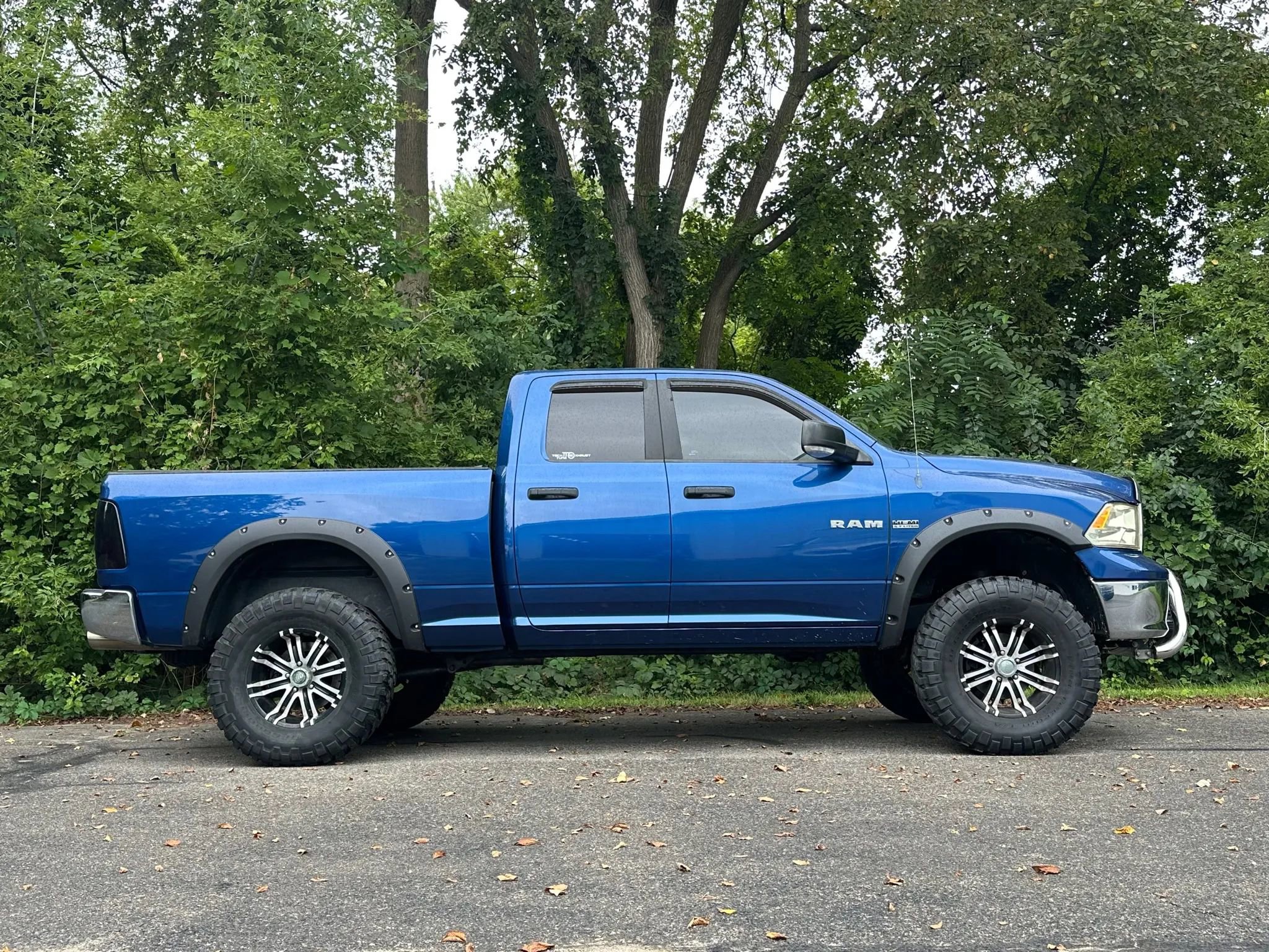 Used 2010 Dodge Ram 1500 Truck SLT w/ Luxury Group image 6