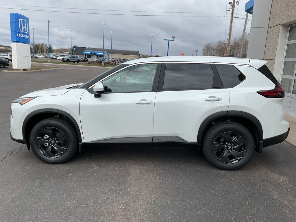 New 2026 Nissan Rogue SV w/ Cold Weather Package AWD/4WD image 8