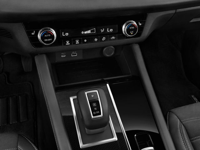 Used 2023 Mitsubishi Outlander SE image 9