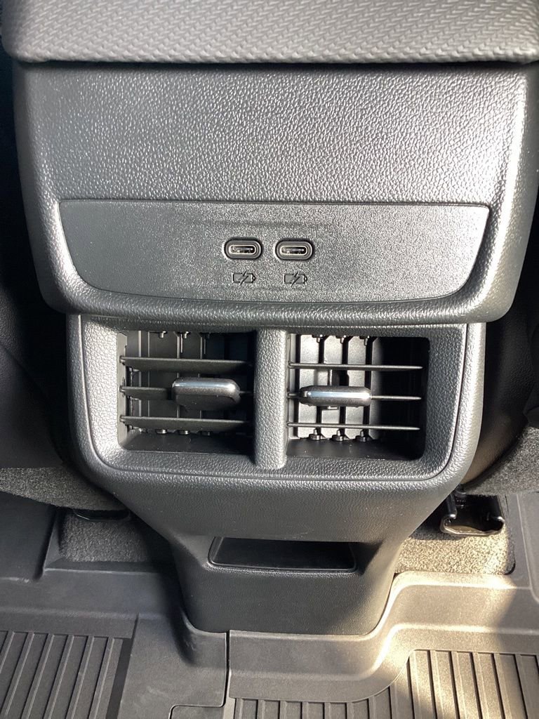 New 2026 Chevrolet Equinox LT w/ Convenience Package II image 33