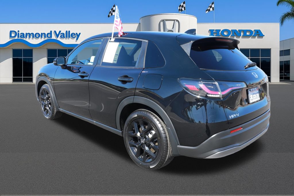 Used 2024 Honda HR-V Sport image 4