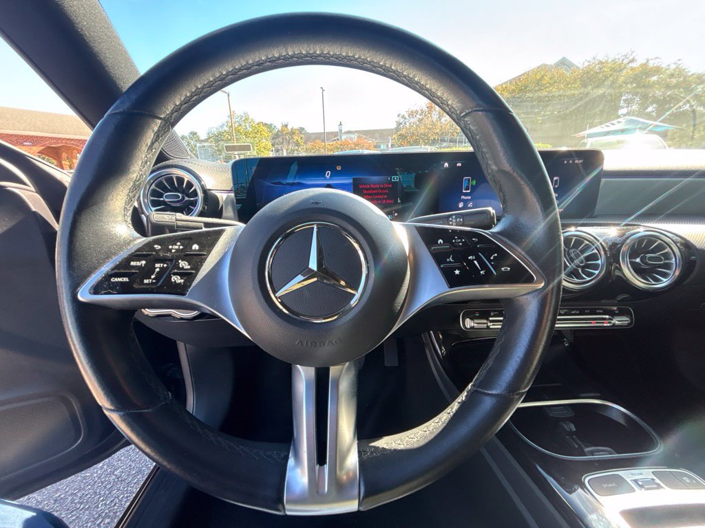 Used 2025 Mercedes-Benz CLA 250 4MATIC image 10